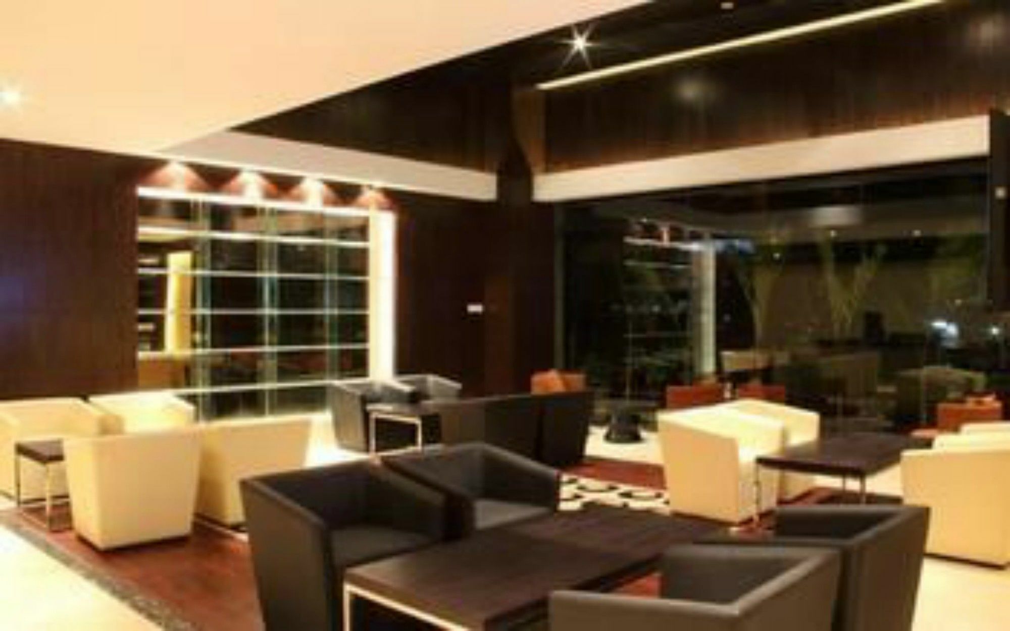 Lemon Tree Hotel Whitefield, Bengaluru Exterior foto
